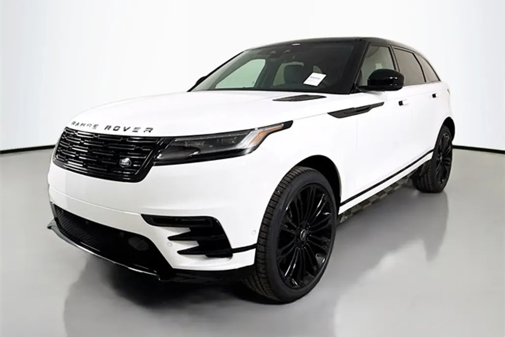 2026 Land Rover Range Rover Velar SE photo 1