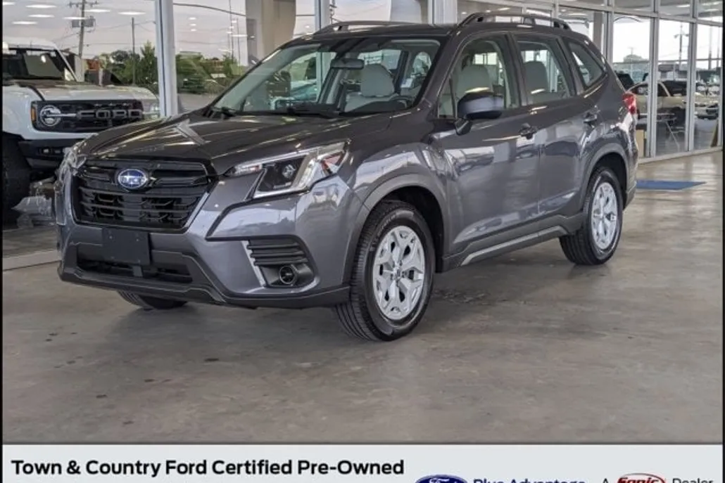2024 Subaru Forester Base photo 1