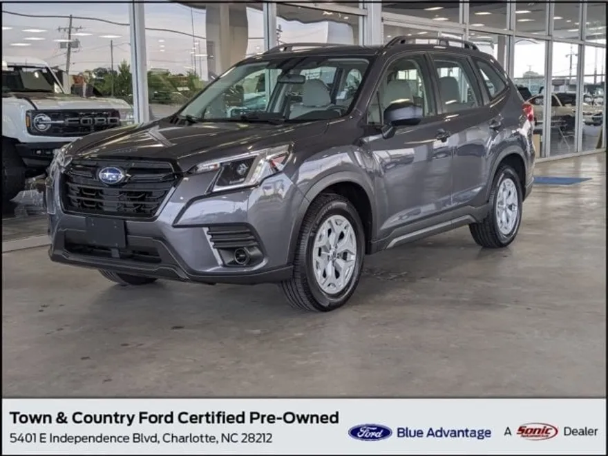 2024 Subaru Forester Base photo 1