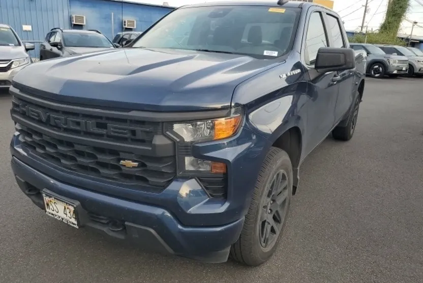 2023 Chevrolet Silverado 1500 Custom photo 1