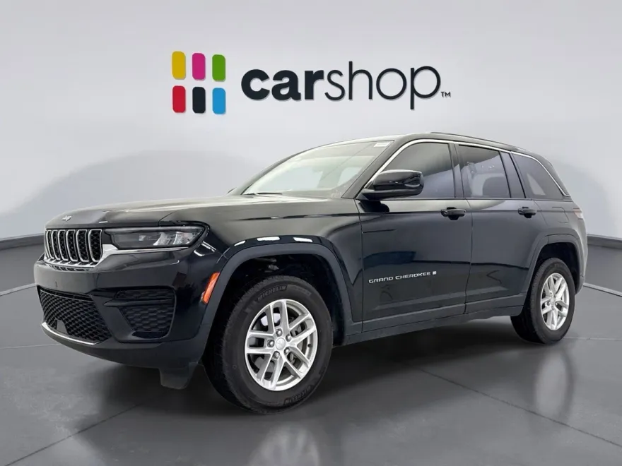 2023 Jeep Grand Cherokee Laredo photo 1
