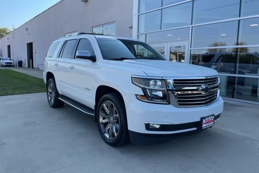 2018 Chevrolet Tahoe Premier photo 1