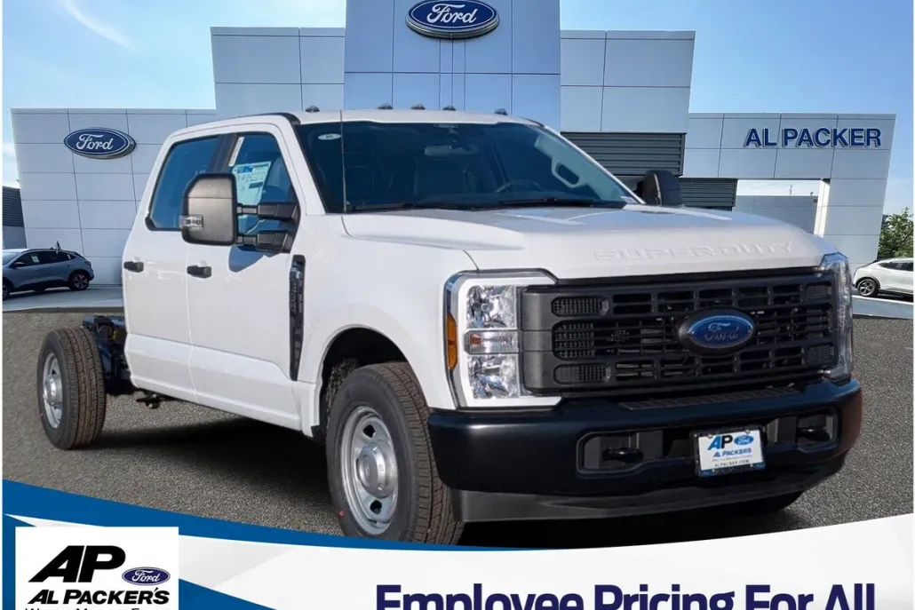 2024 Ford F-350 XL photo 1