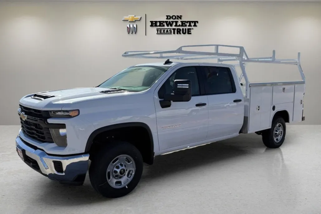 2025 Chevrolet Silverado 2500HD photo 1