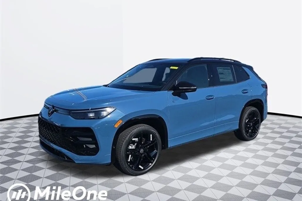 2025 Volkswagen Tiguan SE R-Line Black photo 1