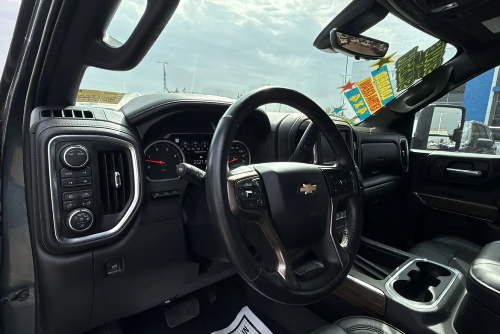 2020 Chevrolet Silverado 2500HD High Country photo 1