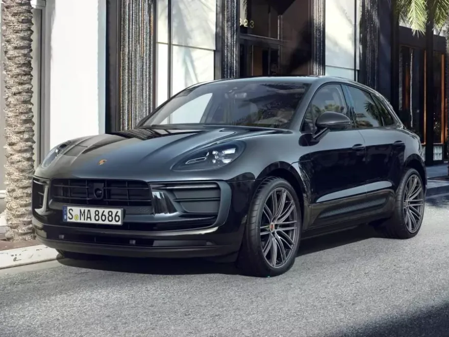 2025 Porsche Macan T photo 1