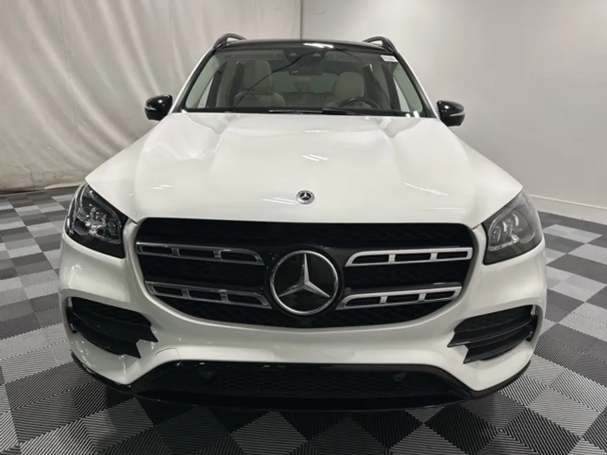 2022 Mercedes Benz GLS 450 4MATIC photo 1