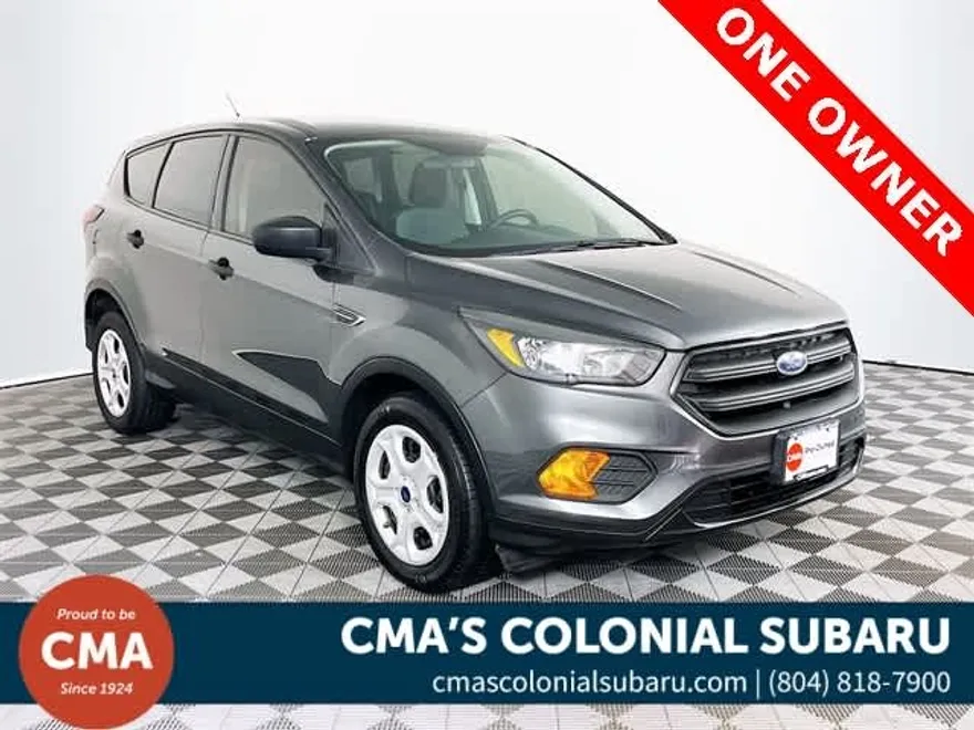 2019 Ford Escape S photo 1