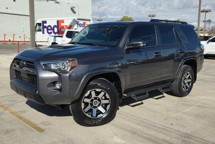2023 Toyota 4Runner TRD Premium photo 1