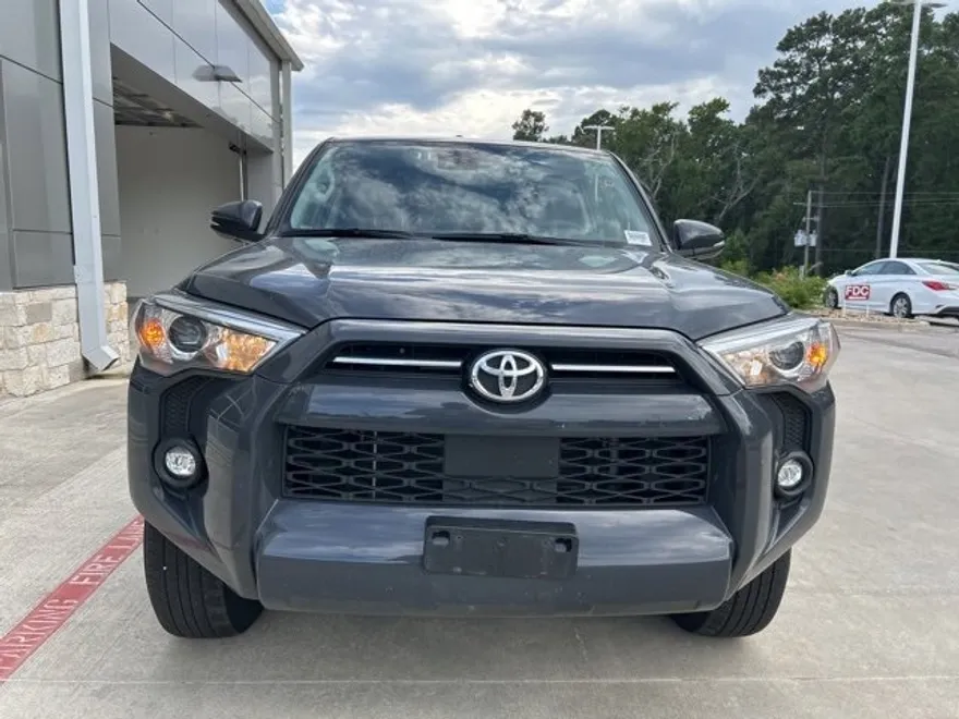 2024 Toyota 4Runner SR5 Premium photo 1