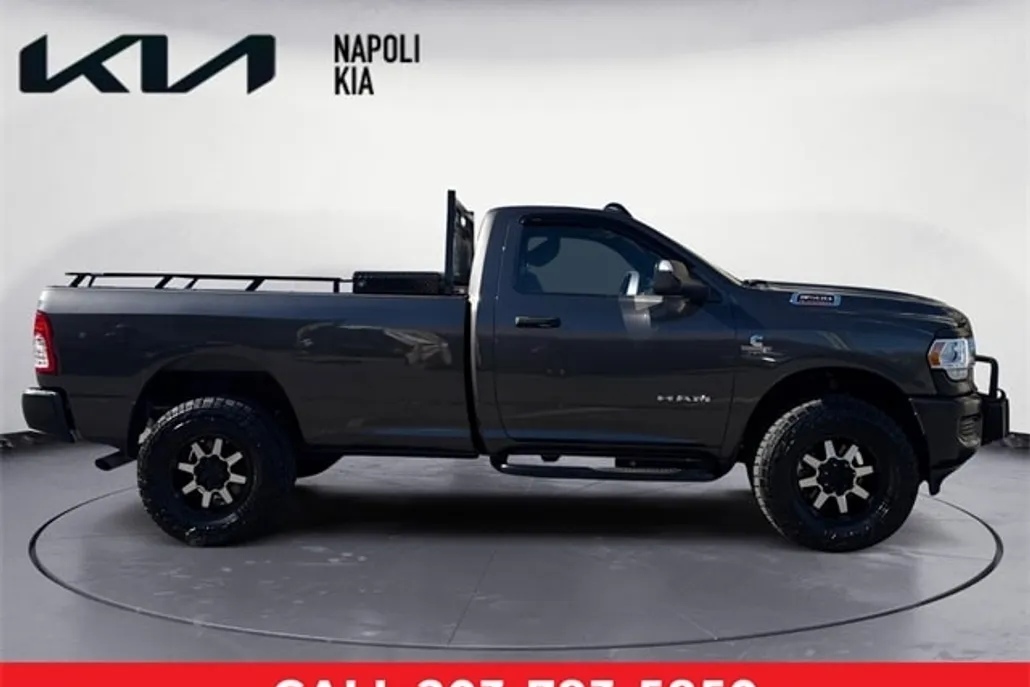 2022 Ram 3500 Tradesman photo 1