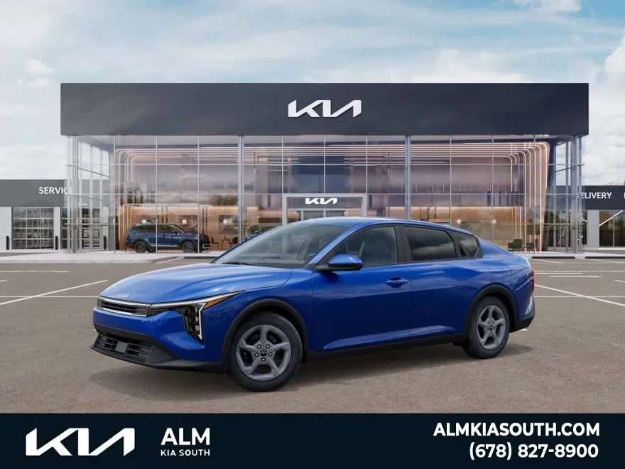 2025 Kia K4 LXS photo 1