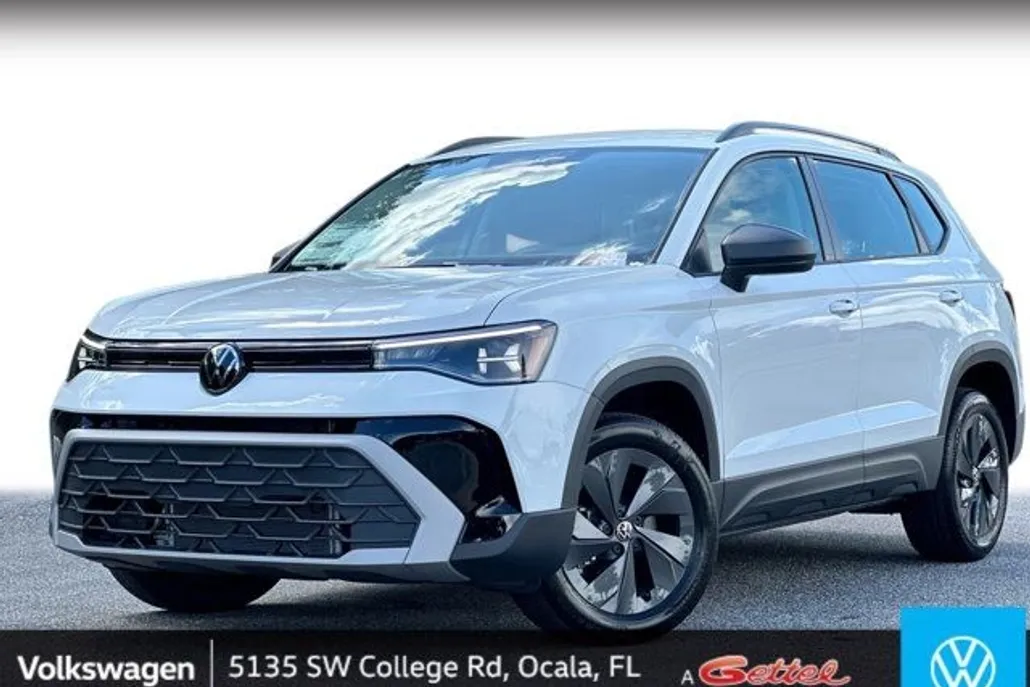 2025 Volkswagen Taos S photo 1