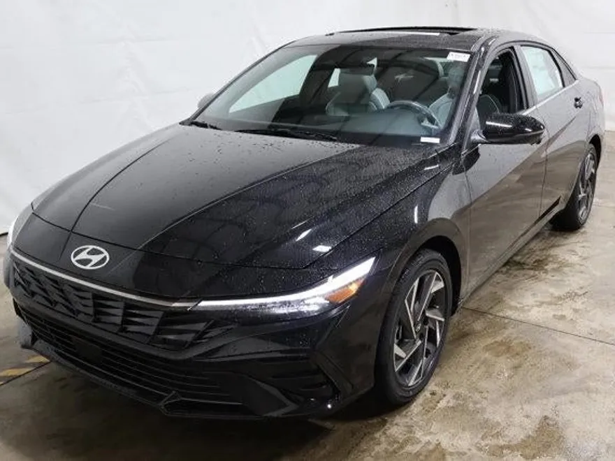 2025 Hyundai Elantra Hybrid Limited photo 1