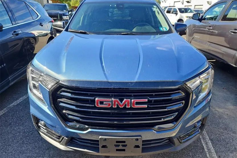 2024 Gmc Terrain SLT photo 1