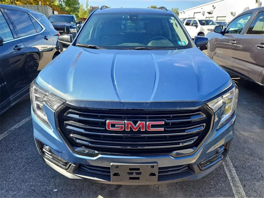 2024 Gmc Terrain SLT photo 1