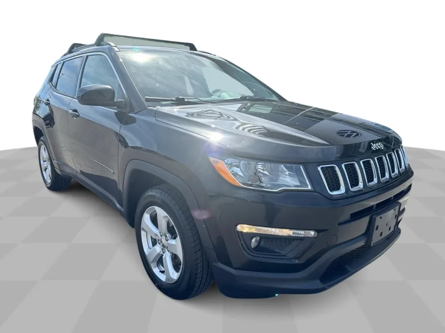 2018 Jeep Compass Latitude photo 1