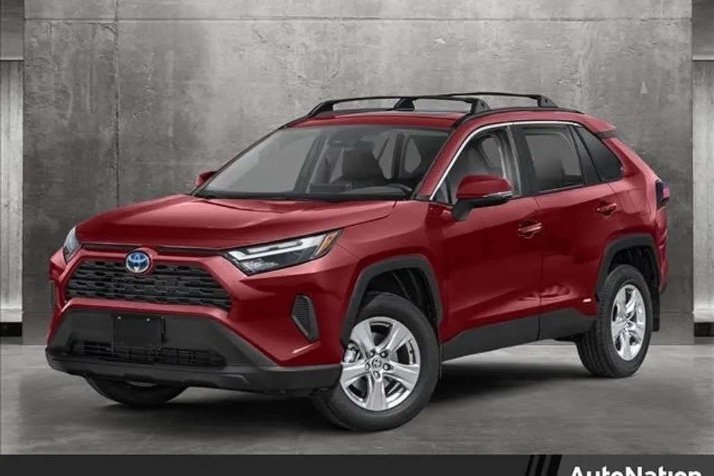 2024 Toyota RAV4 Hybrid XLE photo 1