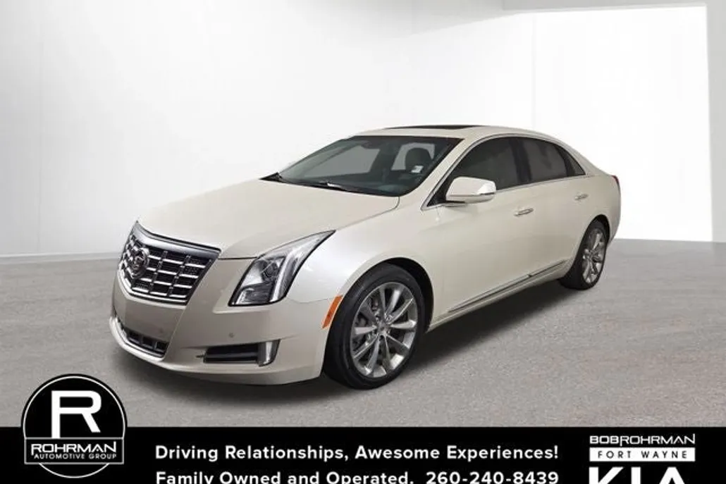 2013 Cadillac XTS Premium photo 1