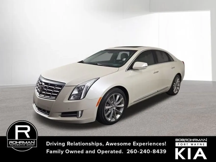 2013 Cadillac XTS Premium photo 1