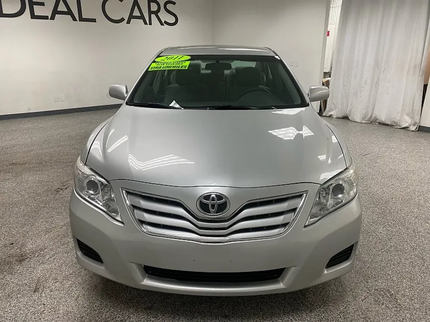 2011 Toyota Camry Base photo 1