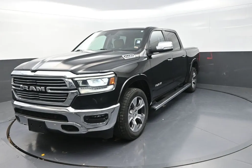 2022 Ram 1500 Laramie photo 1