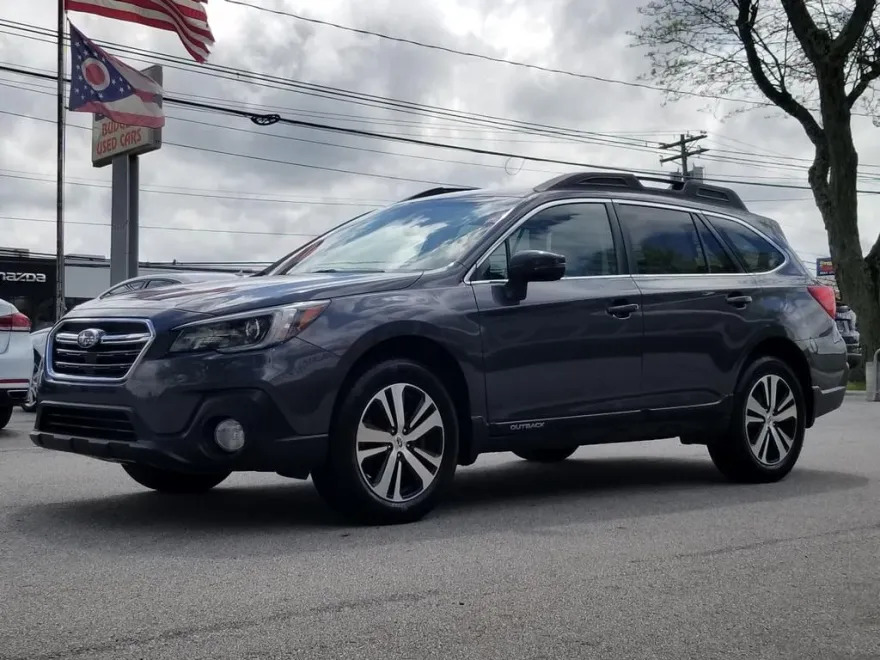 2019 Subaru Outback 2.5i Limited photo 1