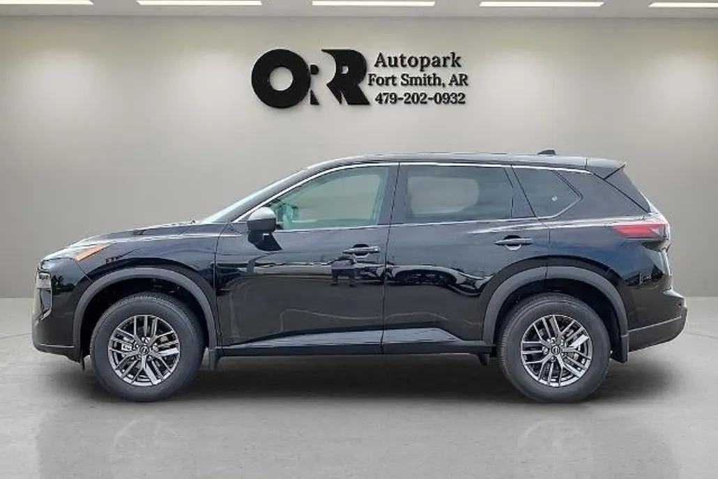 2026 Nissan Rogue AWD S photo 1