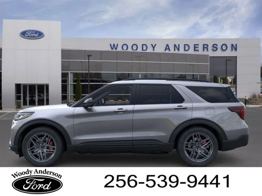 2025 Ford Explorer ST photo 1