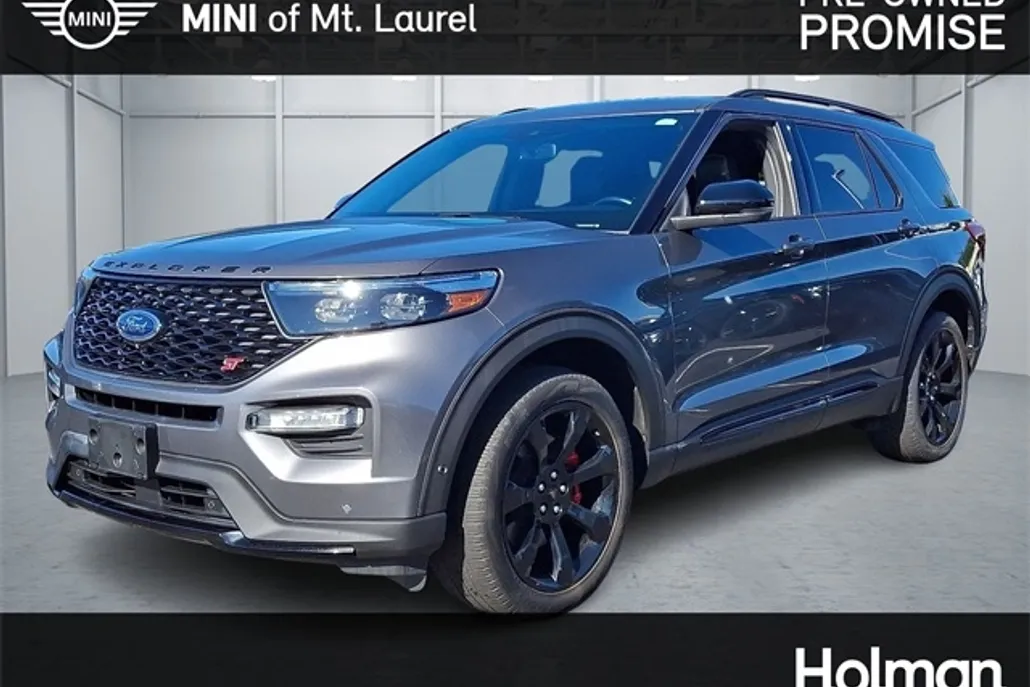 2021 Ford Explorer ST photo 1
