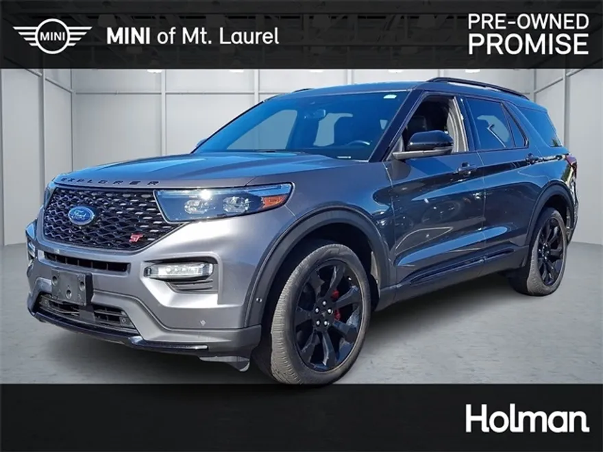 2021 Ford Explorer ST photo 1