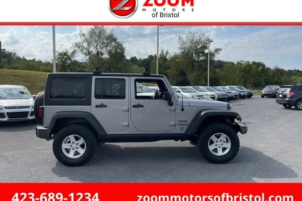 2016 Jeep Wrangler Unlimited Sport photo 1