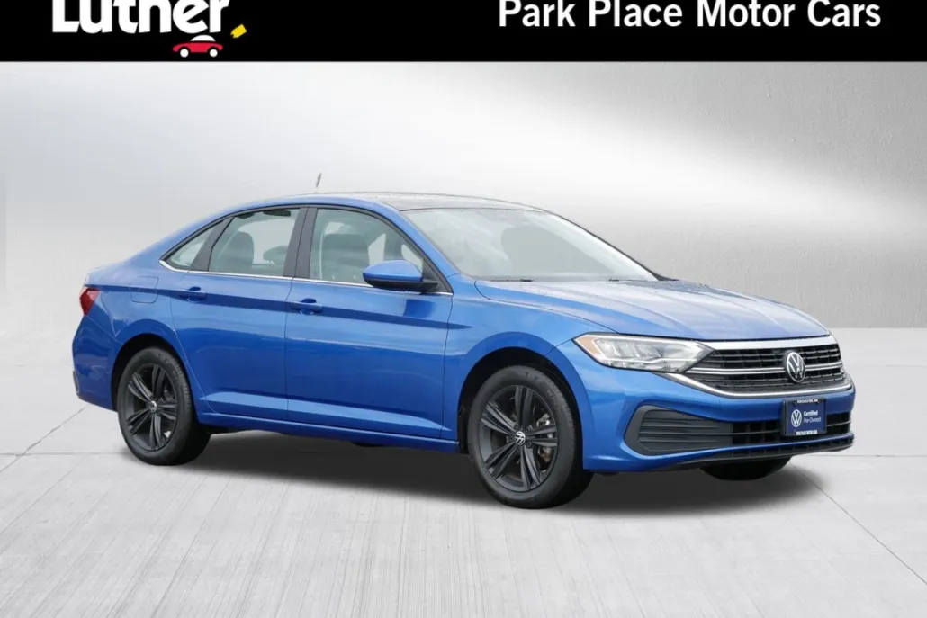 2023 Volkswagen Jetta SE photo 1