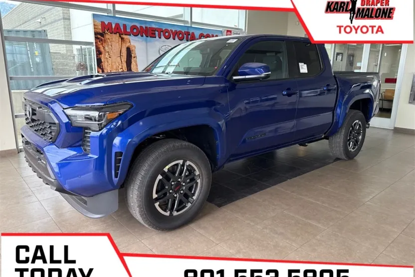 2025 Toyota Tacoma TRD Sport photo 1
