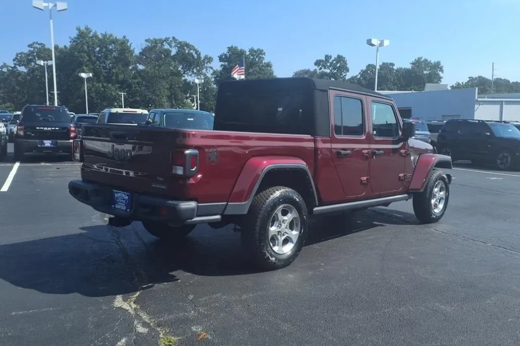 2021 Jeep Gladiator Sport Freedom photo 1