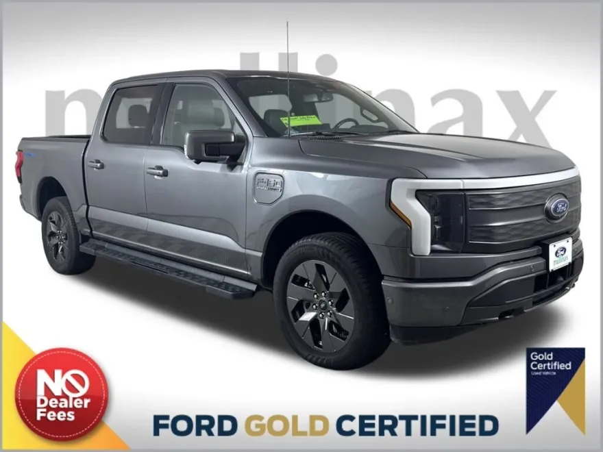 2022 Ford F-150 Lightning Lariat photo 1