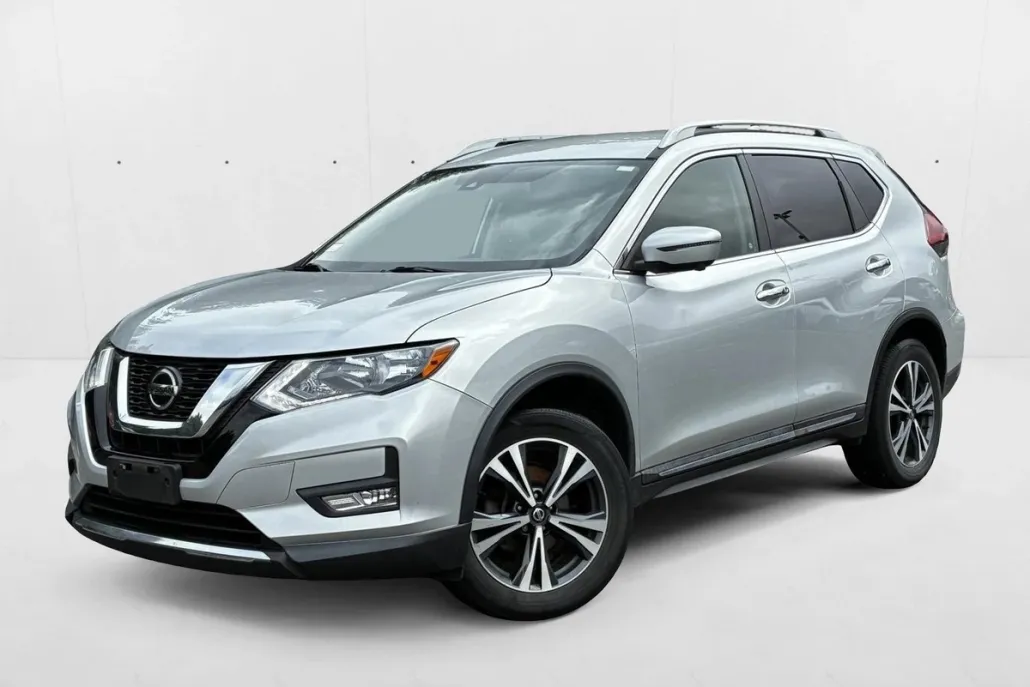 2018 Nissan Rogue SL photo 1