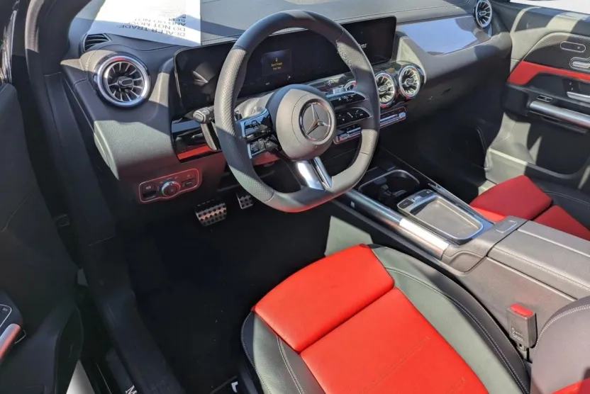 2025 Mercedes Benz GLA 250 photo 1