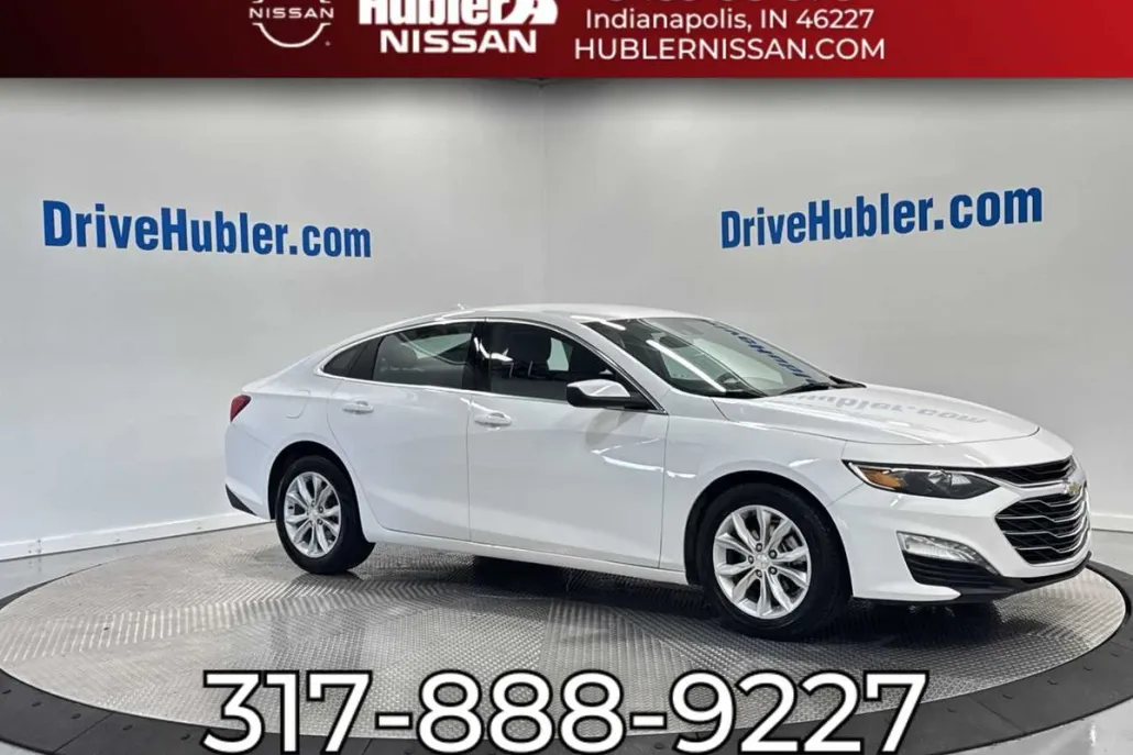2024 Chevrolet Malibu 1LT photo 1