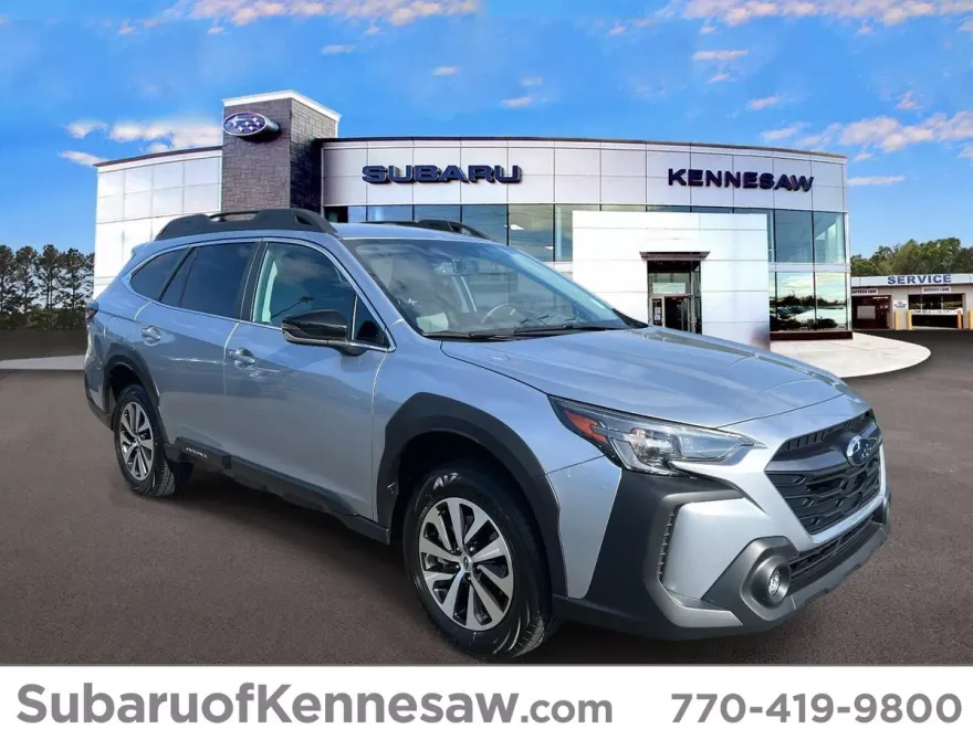 2025 Subaru Outback Premium photo 1