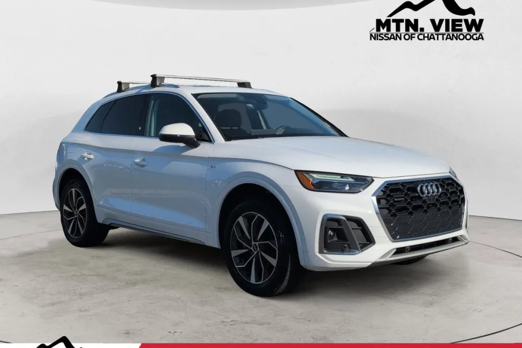 2024 Audi Q5 S line Premium Plus photo 1