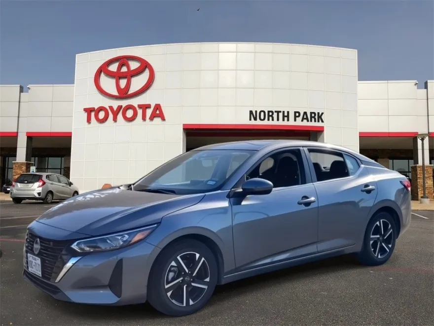 2024 Nissan Sentra SV photo 1