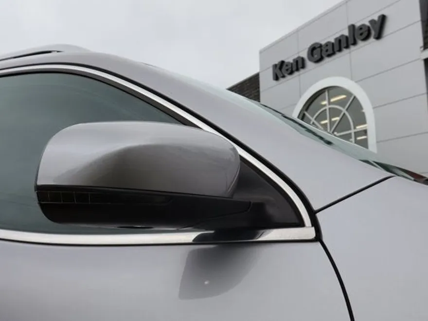 2020 Jeep Cherokee Limited photo 1