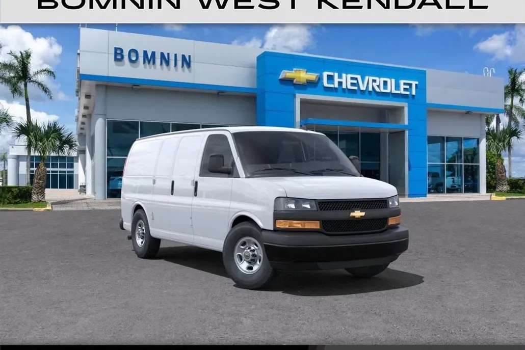 2025 Chevrolet Express Cargo 2500 photo 1