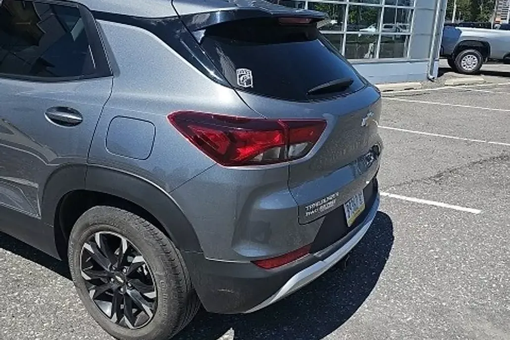 2022 Chevrolet Trailblazer LT photo 1