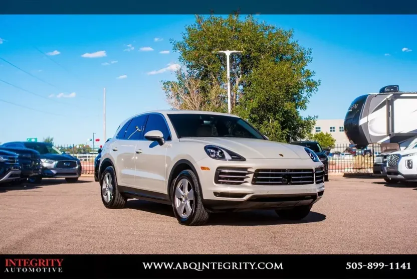 2020 Porsche Cayenne Base photo 1