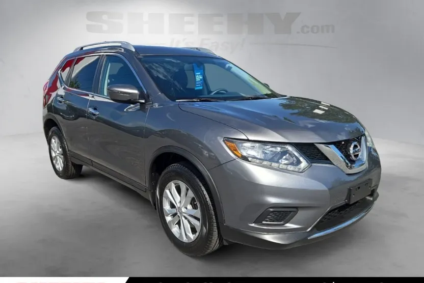 2016 Nissan Rogue SV photo 1