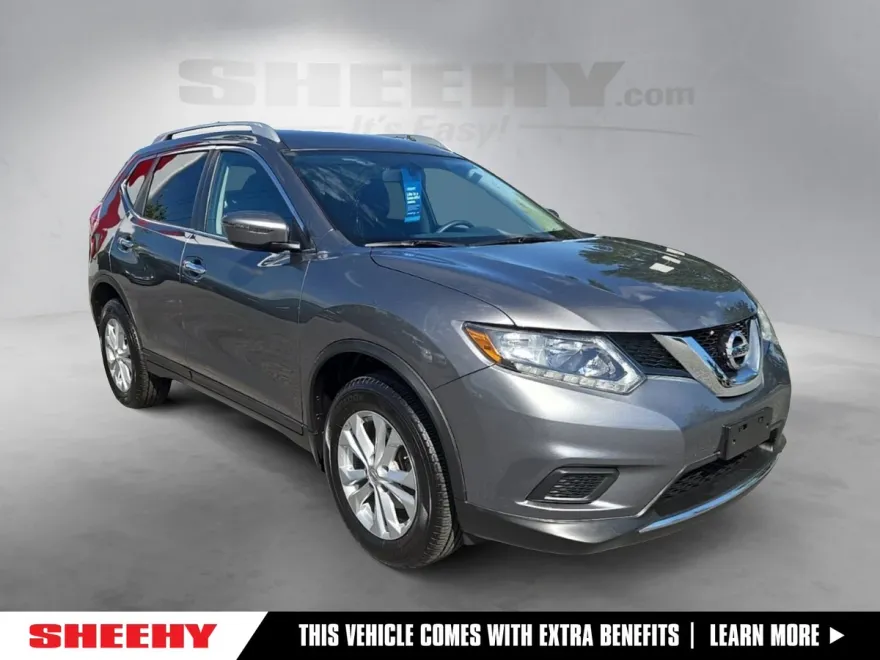 2016 Nissan Rogue SV photo 1