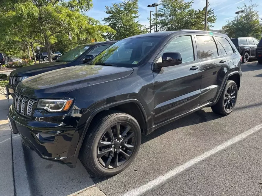2022 Jeep Cherokee Laredo X SE Altitude photo 1